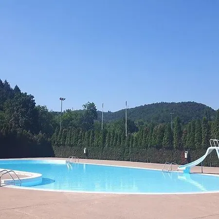 Camping Le Pre * Montaigut-le-Blanc (Puy-de-Dome)